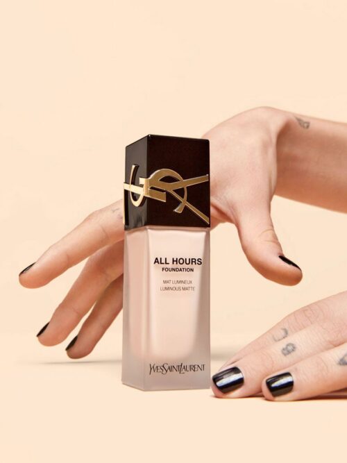 Fond de ten Yves Saint Laurent All Hours Foundation Review si Pareri