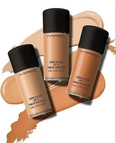 Fond de ten MAC Cosmetics Studio Fix Fluid SPF 15 24HR Matte Foundation + Oil Control Review si Pareri